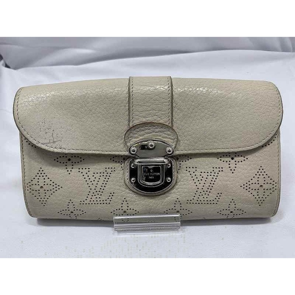 Louis Vuitton Mahina Portefeuille Wallet Iris Long Flap